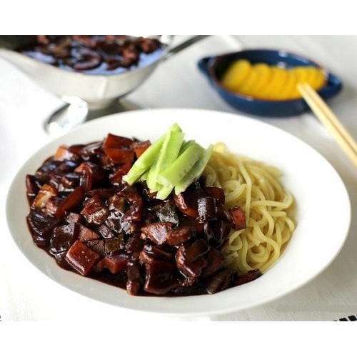 Jade Bridge Siyah Fasulye Sosu (Black Bean Sauce) 230 gr