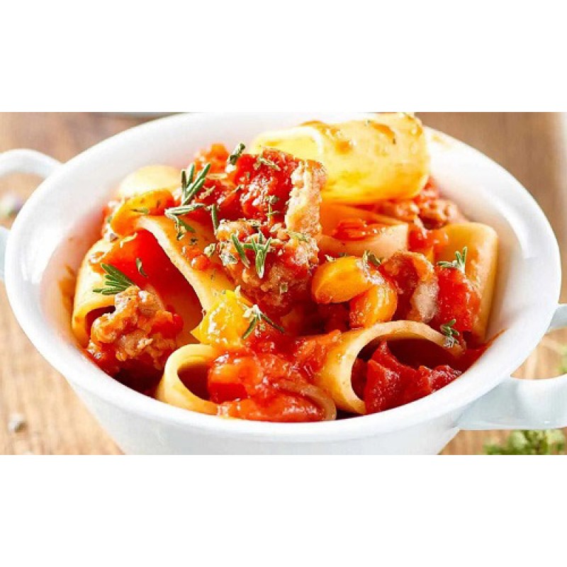 Divella Soyulmuş Bütün Domates Konservesi 800 gr Divella Soyulmuş Bütün Domates Konservesi 800 gr